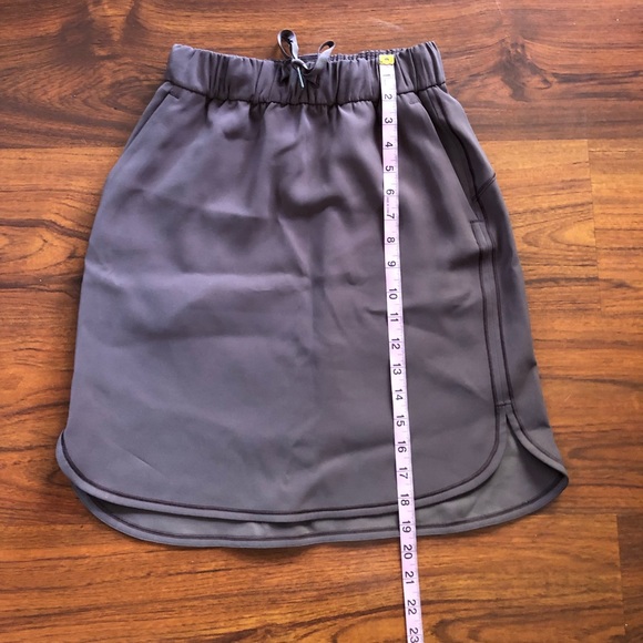 Lululemon On The Fly Skirt *Woven. - Picture 5 of 12